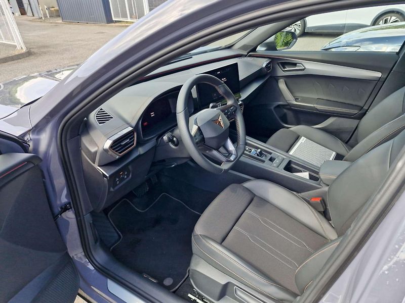 Cupra Formentor 1,5 TSi/110kW - DSG,LED,Navi,. - fotka 7 z 11