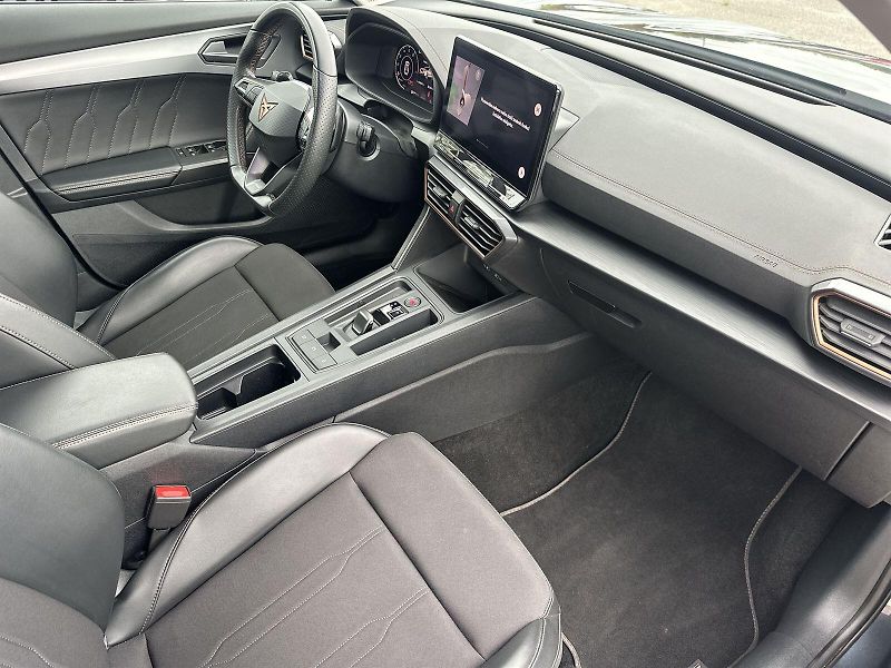 Cupra Formentor (2024) 2.0 TSI 4Drive DSG - fotka 10 z 35