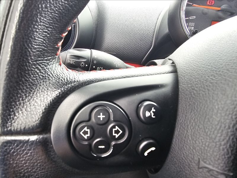 Mini Paceman 1,6 R61 4X4 Works ALL4 - fotka 17 z 36