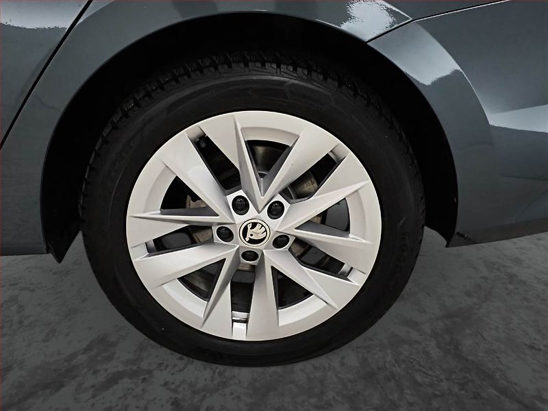 Škoda Octavia (2022) Style 1.5 TSI e-tec, Automat - fotka 14 z 16