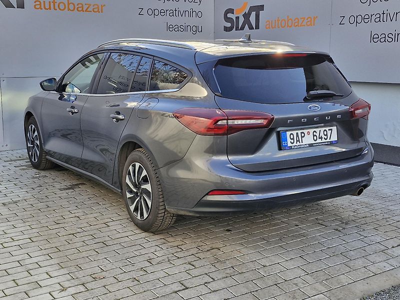 Ford Focus IV Titanium 1,0 EcoBoost (92 - fotka 5 z 10