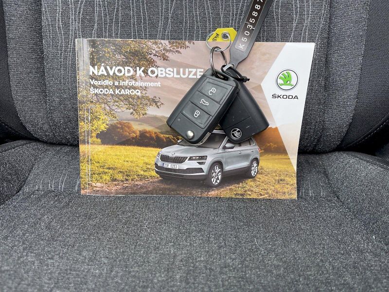 Škoda Karoq (2019) 1.6 TDI 85 kW Style Plus - fotka 33 z 34