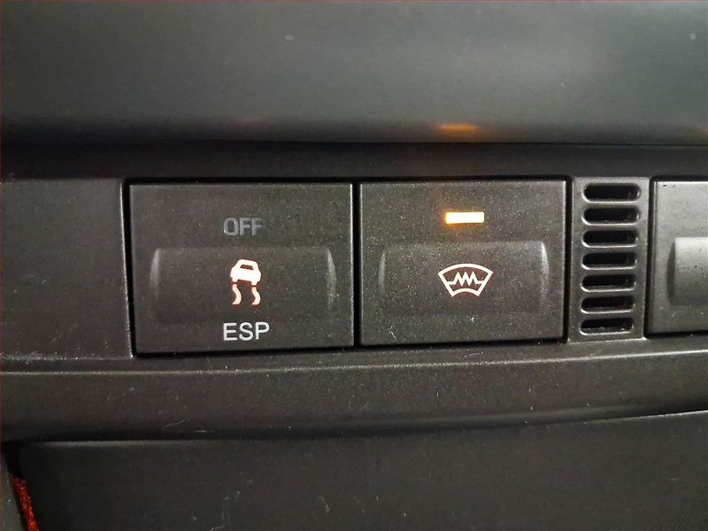 Ford Focus (2007) 1.6 TDCi, Eko.zaplacen, Tažné - fotka 13 z 15