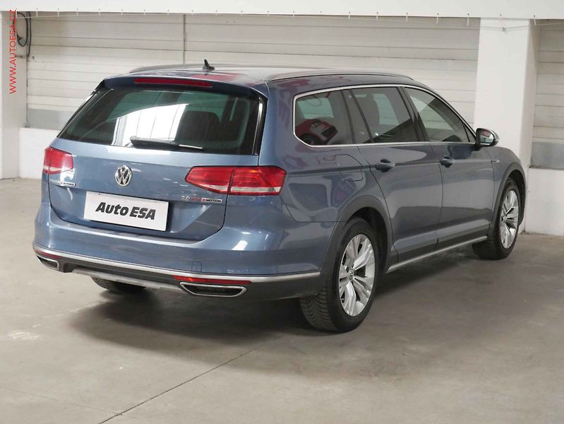 Volkswagen Passat (2016) 2.0TDi 4x4, ČR, Alltrack - fotka 6 z 24