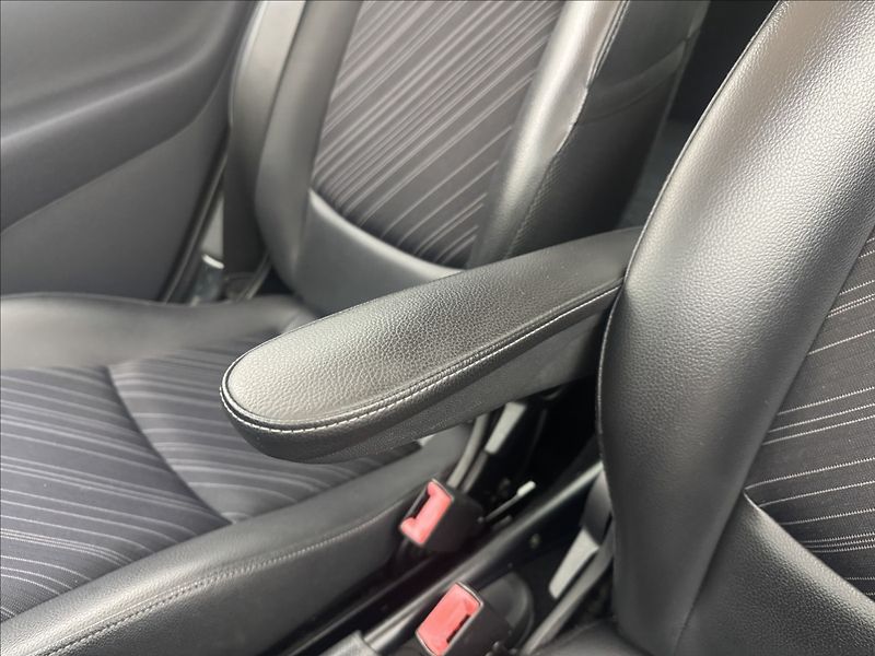 Smart Fortwo 1,0 AUTOMAT DPH NOVÁ STK ČR - fotka 25 z 28