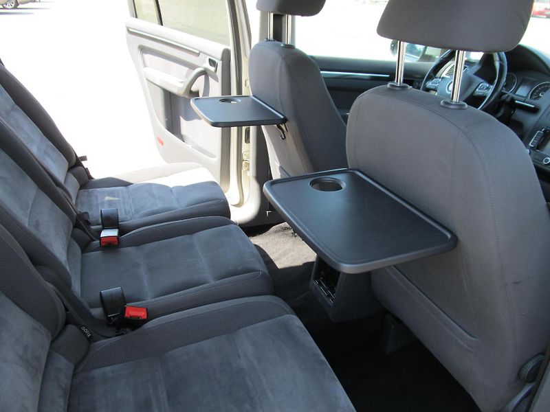 Volkswagen Touran (2011) 2.0TDI 7 míst  - fotka 44 z 60