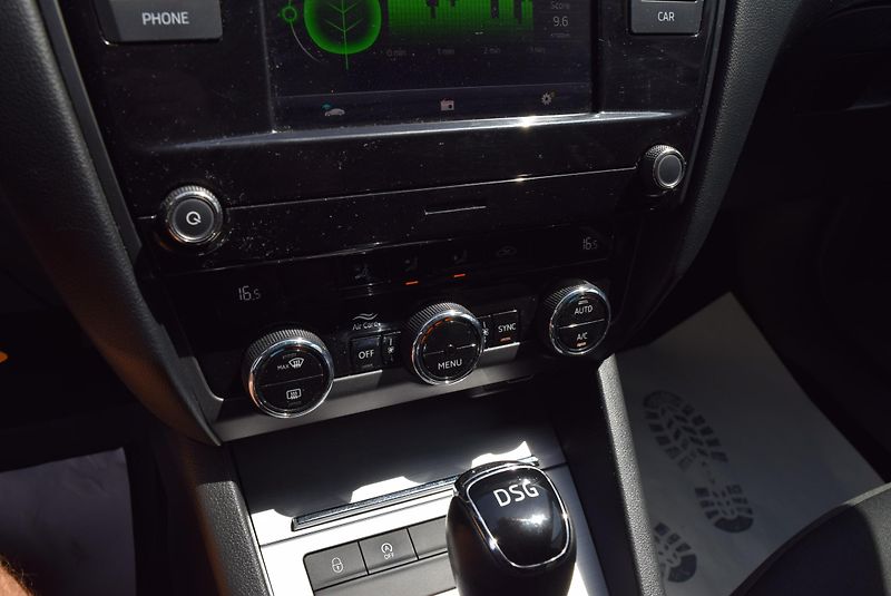 Škoda Octavia (2018) 1.6TDI 85kw DSG AMBITION APP  - fotka 24 z 42