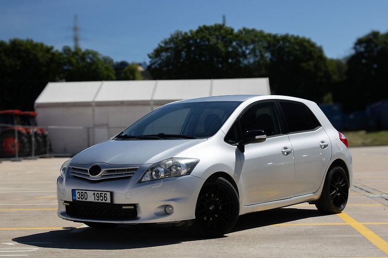 Toyota Auris BEMANI, servisované - fotka 1 z 38