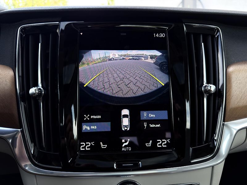 Volvo S90 B5 AWD (nafta) // tažné zaříz. - fotka 28 z 38