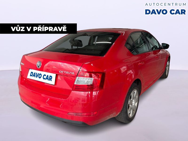Škoda Octavia 1,6 TDI CZ Klimatizace - fotka 5 z 12