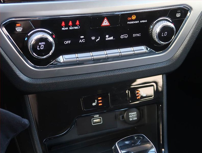 SsangYong Korando (2022) 1.5 T-GDI, Automat, ČR,1.maj - fotka 17 z 20
