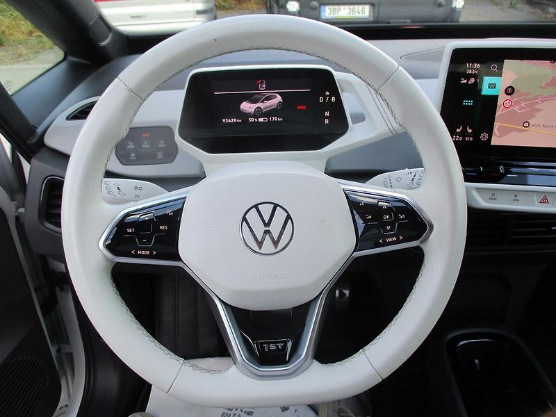 Volkswagen ID.3 PRO PERFOR 150kW (62kWh) 93TKM - fotka 20 z 51