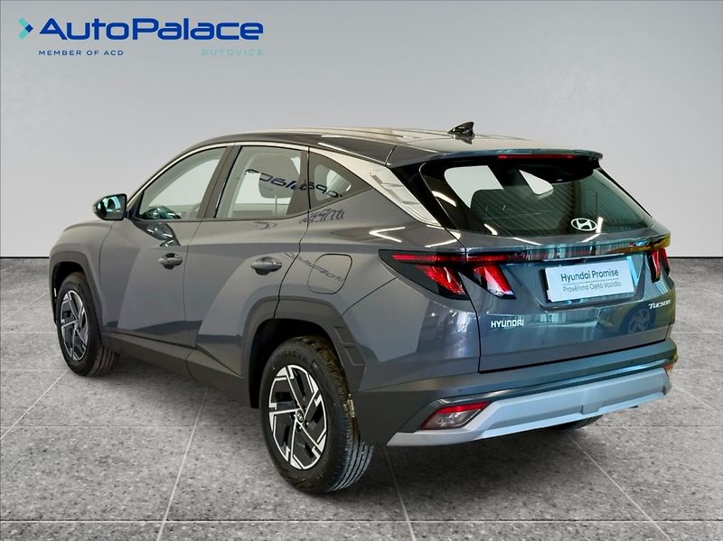 Hyundai Tucson 1,6 T-GDI COMFORT - fotka 6 z 16