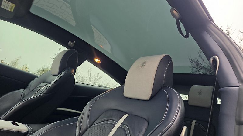 Ferrari FF (2015) INDIVIDUAL TailorMade ZÁRUKA - fotka 15 z 19