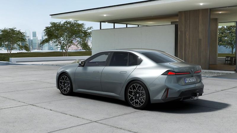 BMW Řada 3 i3 xDrive 50 - fotka 3 z 14