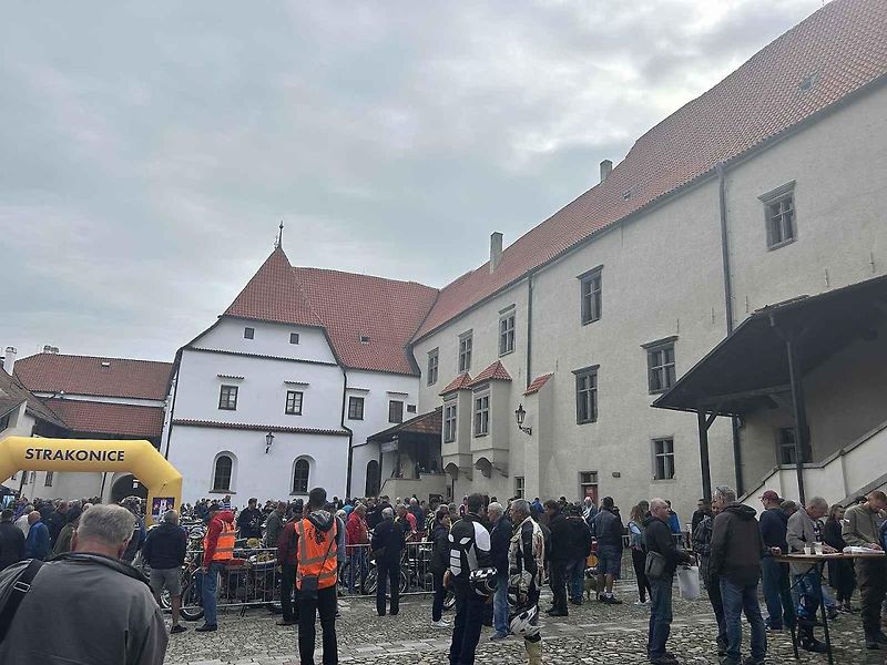 Vzpomínková motocyklová Soutěž Šumavou.