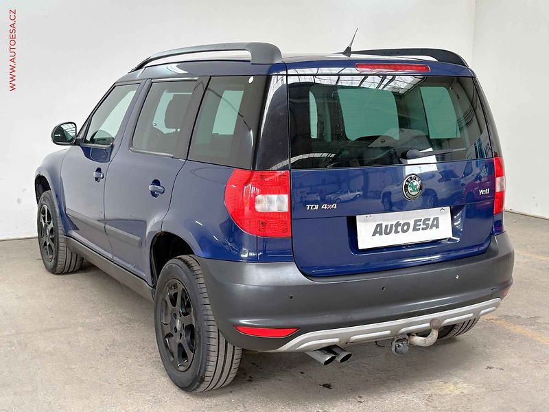 Škoda Yeti (2010) 2.0 4x4, AC, výhřev sed - fotka 6 z 14