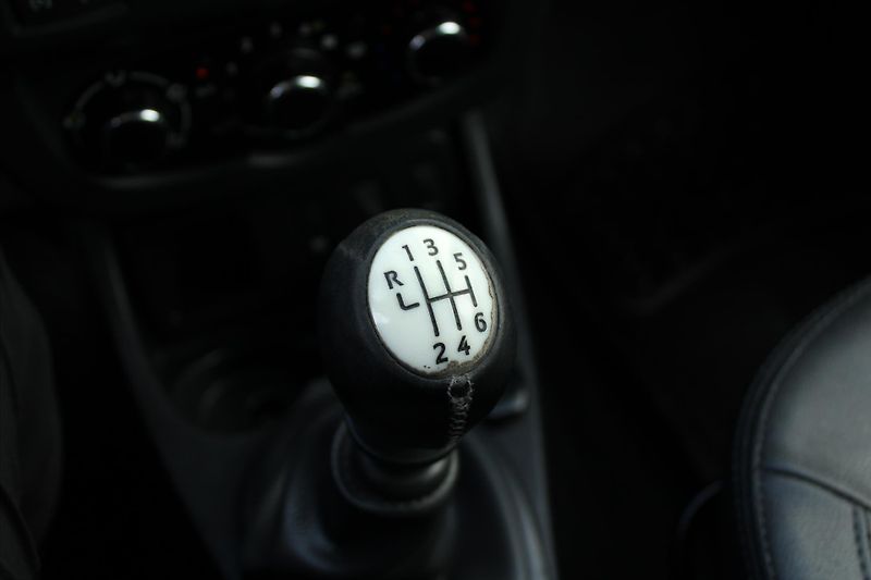 Dacia Duster 1.2 TCe 92kW KLIMA NAVIGACE - fotka 22 z 23