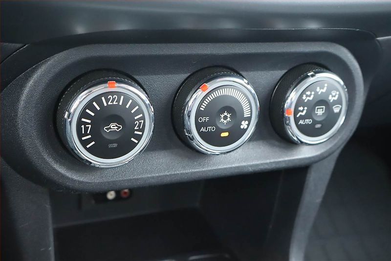Mitsubishi Lancer (2011) 1.8 DI-D+, Serv.kniha, Navi - fotka 13 z 20