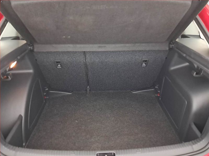 Škoda Rapid (2019) Spaceback 1.0 TSI - fotka 13 z 16