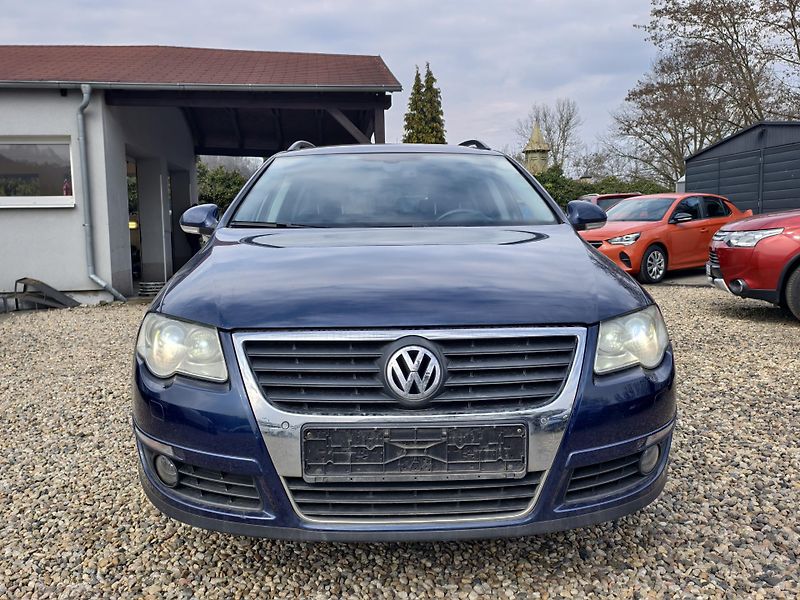 Volkswagen Passat 1.4 TSi 90kW DSG BIXENONY, PDC - fotka 2 z 13