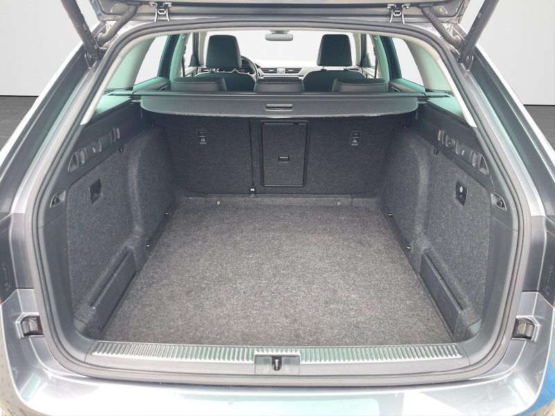 Škoda Superb (2022) 2.0 TDI 147kW DSG Style Plus c - fotka 32 z 35