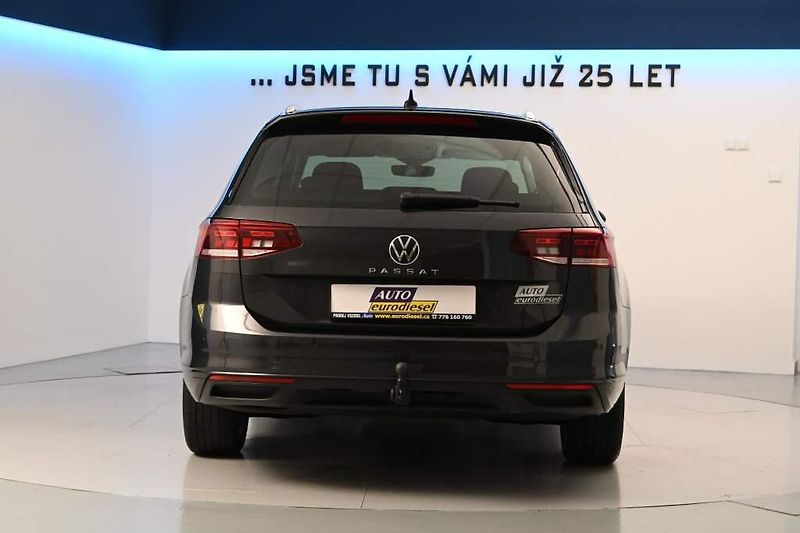 Volkswagen Passat (2023) 2.0 LED ACC VIRTUAL Tažné kame - fotka 6 z 38