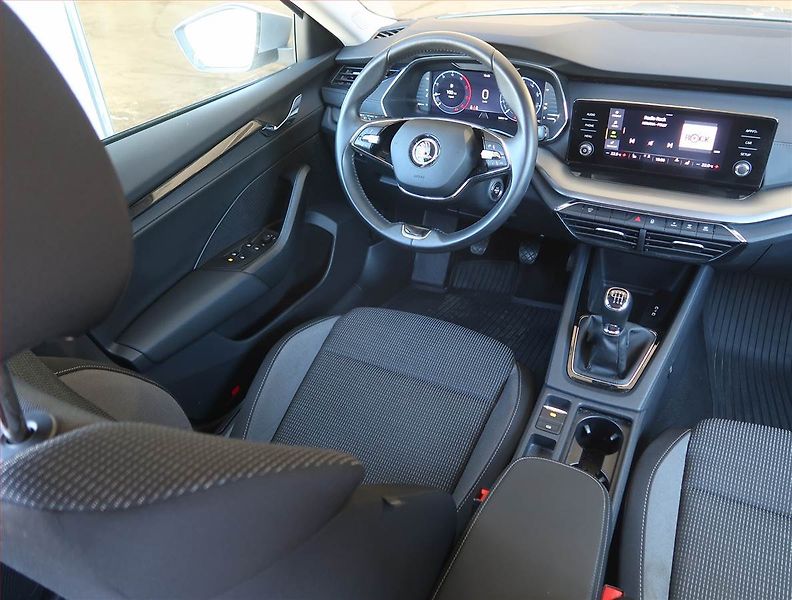 Škoda Octavia (2022) Ambition 2.0 TDI, digi klima - fotka 7 z 18