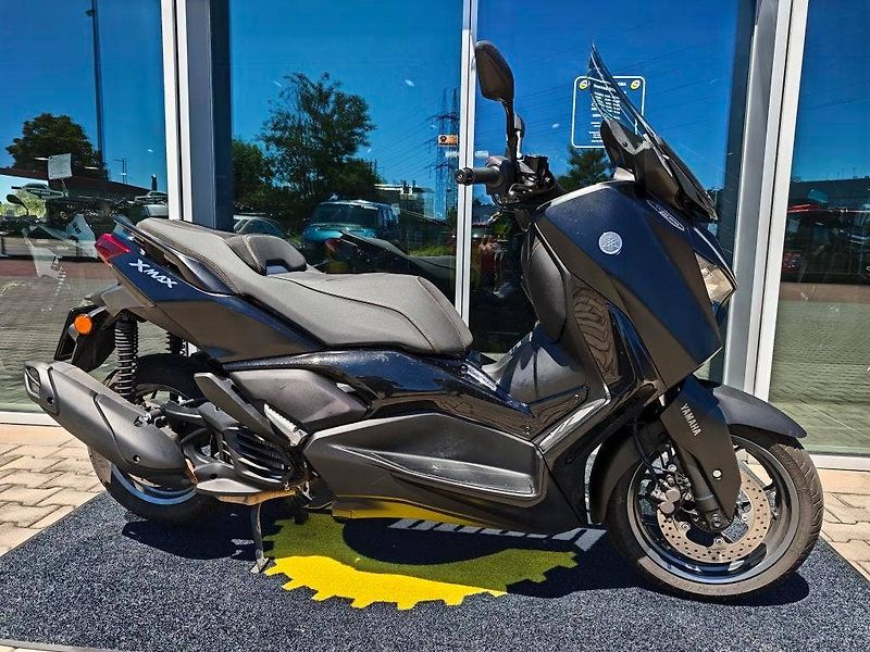 Yamaha X-Max 125 (2023) TECH MAX - fotka 2 z 20