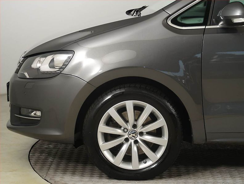 Volkswagen Sharan (2013) Highline 2.0 TDI, Automat - fotka 15 z 24