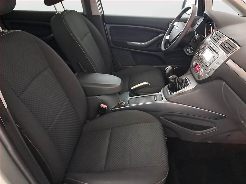 Ford C-MAX (2010) Titanium 1.8, nová STK, Tažné - fotka 9 z 14
