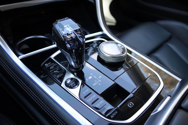 BMW Řada 8 M850i XDRIVE GRAN COUPE G16  - fotka 35 z 50