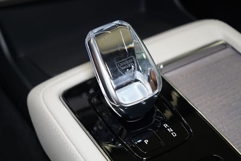 Volvo XC90 B5 PLUS Bright, Vzduch, 360° - fotka 39 z 50