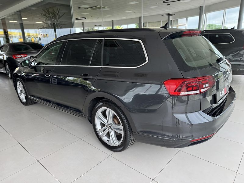 Volkswagen Passat Variant 1,5TSI 110kW DSG*Navi*Kamera - fotka 7 z 35