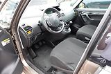 Citroën C4 Picasso 1,6i 88kW M/T - náhled 10