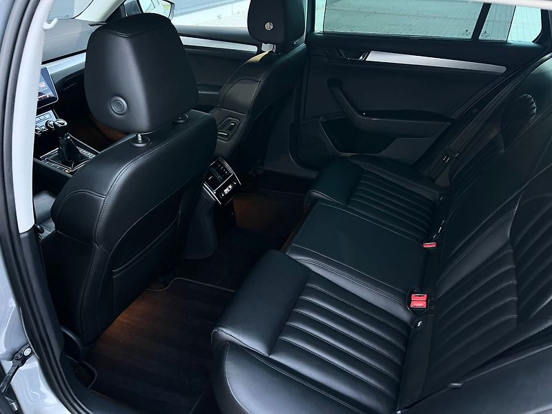 Škoda Superb (2019) 2.0TDI-STYLE-P.KAMERA-TAŽNÉ.Z - fotka 18 z 50