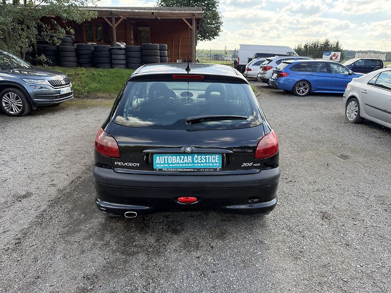 Peugeot 206 2.0 HDI XS - fotka 5 z 17