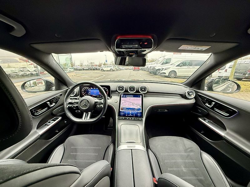 Mercedes-Benz Třídy C (2024) 300 4MATIC - fotka 17 z 41