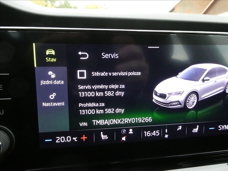 Škoda Octavia 2,0 TDi 110kW serviska,ČR,DPH - fotka 38 z 46