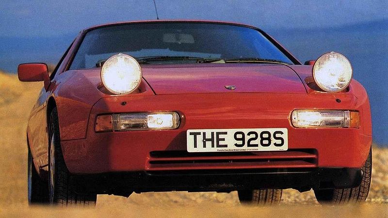 Porsche 928 GTS.