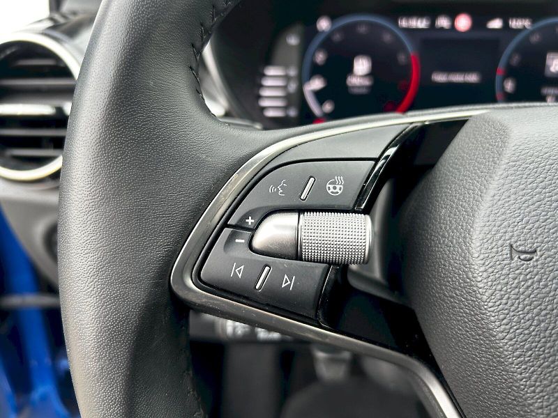 Škoda Fabia (2024) 1.0 TSI 85kW MP6 Top Selection - fotka 8 z 35