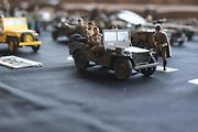 Jeep s vojáky Rudé armády.