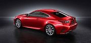 Lexus RC.