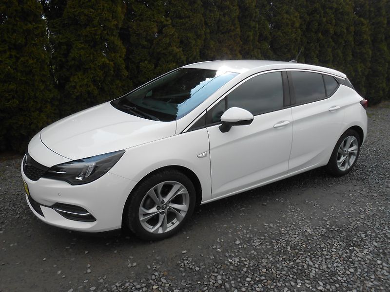 Opel Astra 1.2,KAMERA,NAVI,62TKm!! - fotka 35 z 41