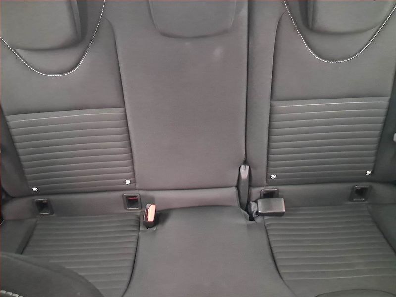Renault Clio (2017) Limited 0.9 TCe, ČR,1.maj - fotka 10 z 20