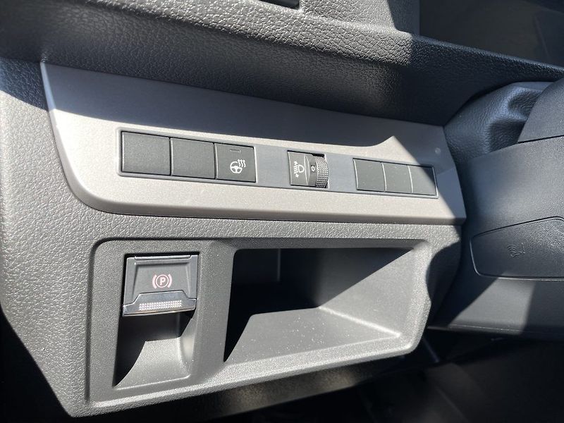 Toyota ProAce Verso 2.0D Business Com. odběr ihned - fotka 30 z 32