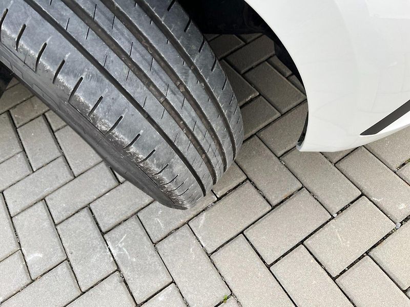 Škoda Octavia (2023) com. 2.0TDi! ČR+1. maj! TAŽNÉ! - fotka 36 z 39