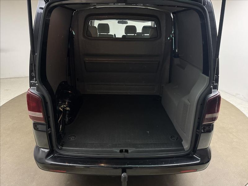 Volkswagen Transporter 2,5 TDi 128kW 6-MÍST SERVIS TZ - fotka 26 z 26