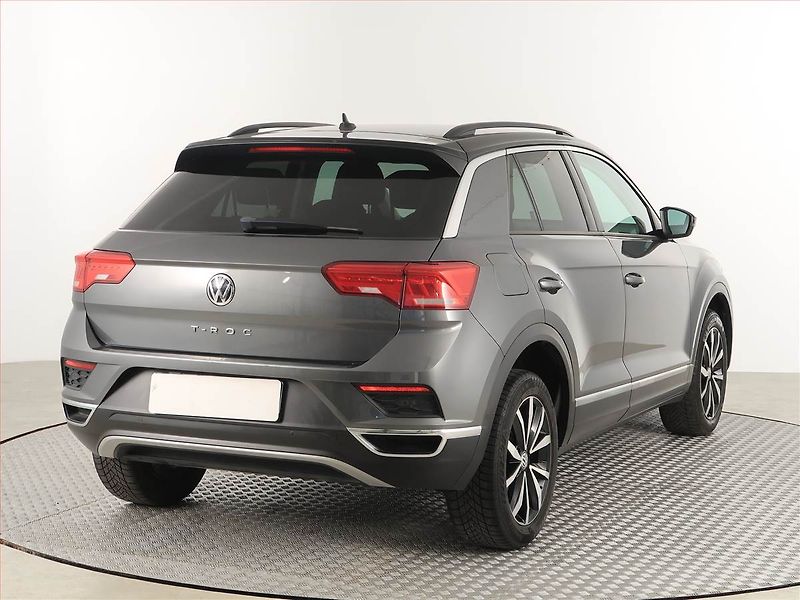 Volkswagen T-Roc (2018) 1.0 TSI, Navi, Tempomat - fotka 5 z 17