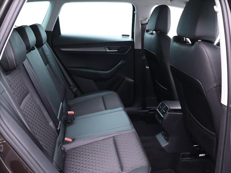 Škoda Karoq 2,0 TDI 110kW DSG CZ Style+ - fotka 16 z 40